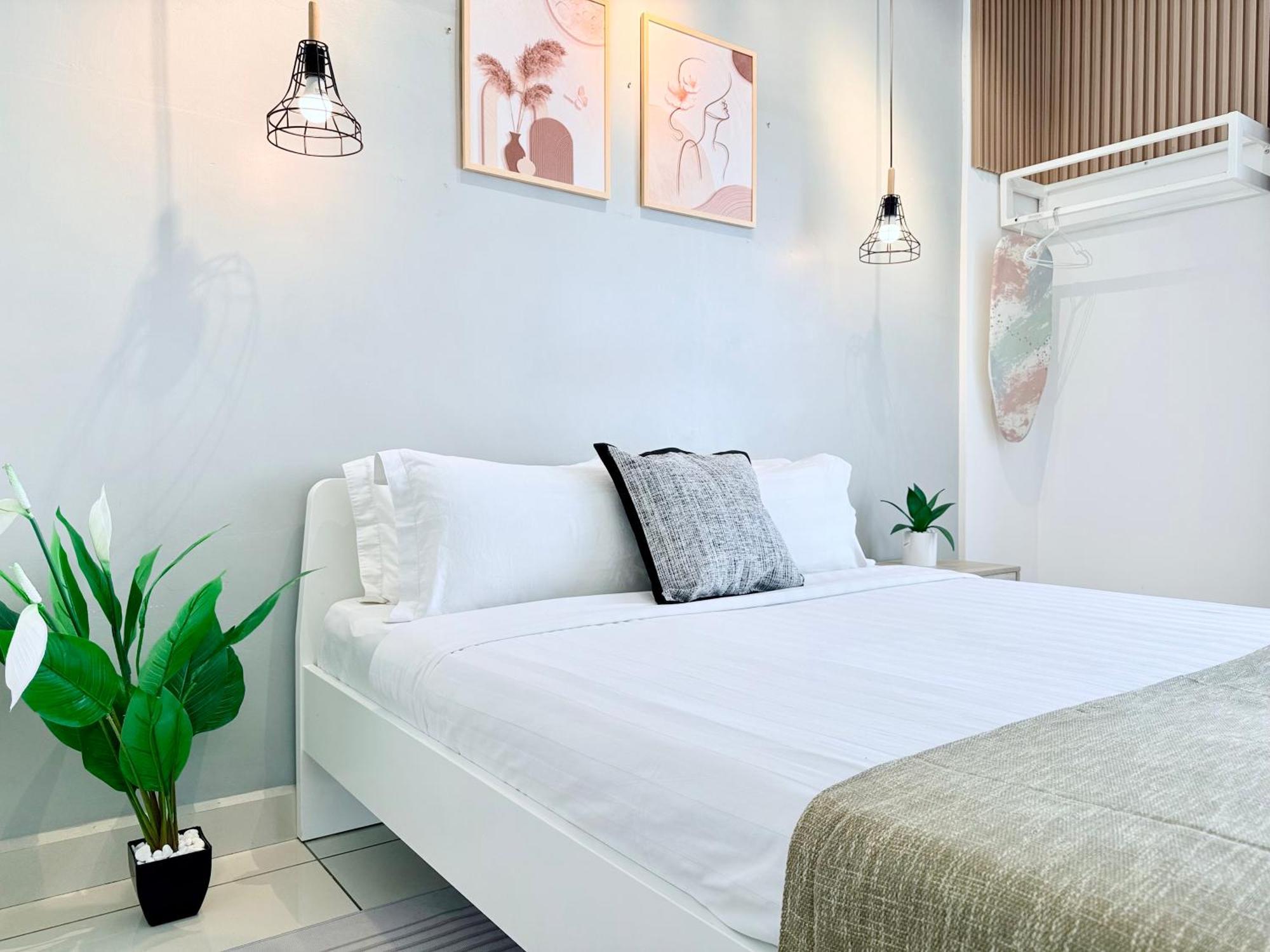 קוטה קינבלו Owl Nest Suite' At Aeropod Sovo חדר תמונה